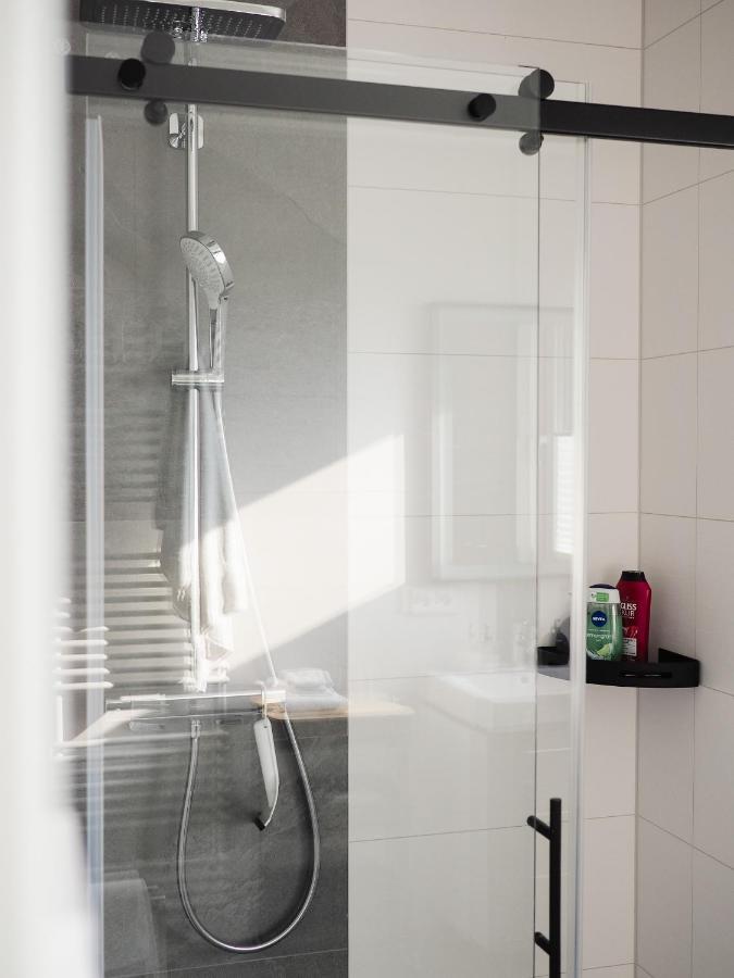 Moderne Ferienwohnung Mit Seeblick & Terrasse 96Qm Grossraeschen Dış mekan fotoğraf